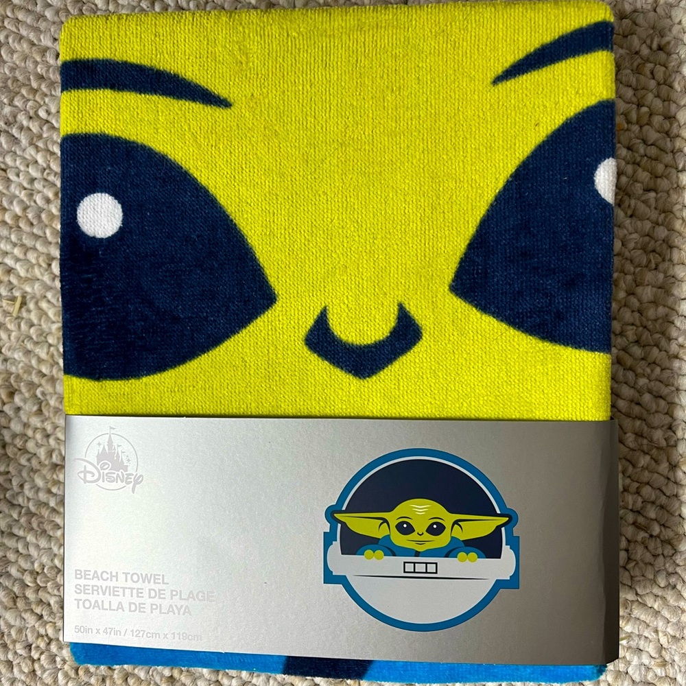 Star Wars Baby Yoda Towel - New In original packaging